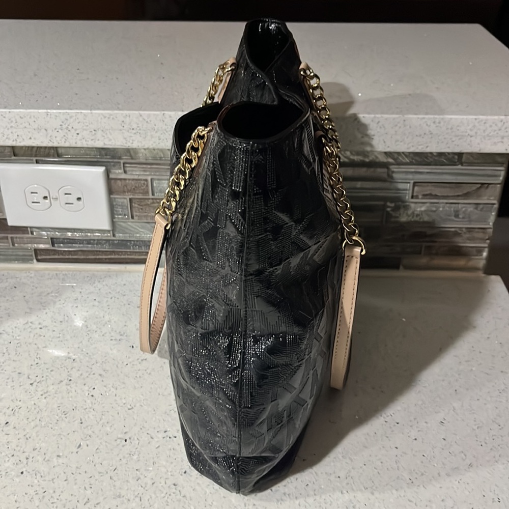 Michael Kors Shoulder Purse - Picture 6 of 17